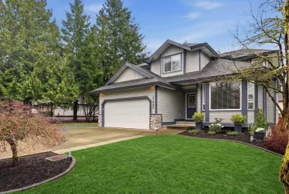 17882 68 Avenue, Surrey, BC